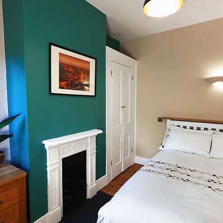 Tastefully Decorated 1-Bed With Free Parking - At Hem Apartman Winchester Kültér fotó