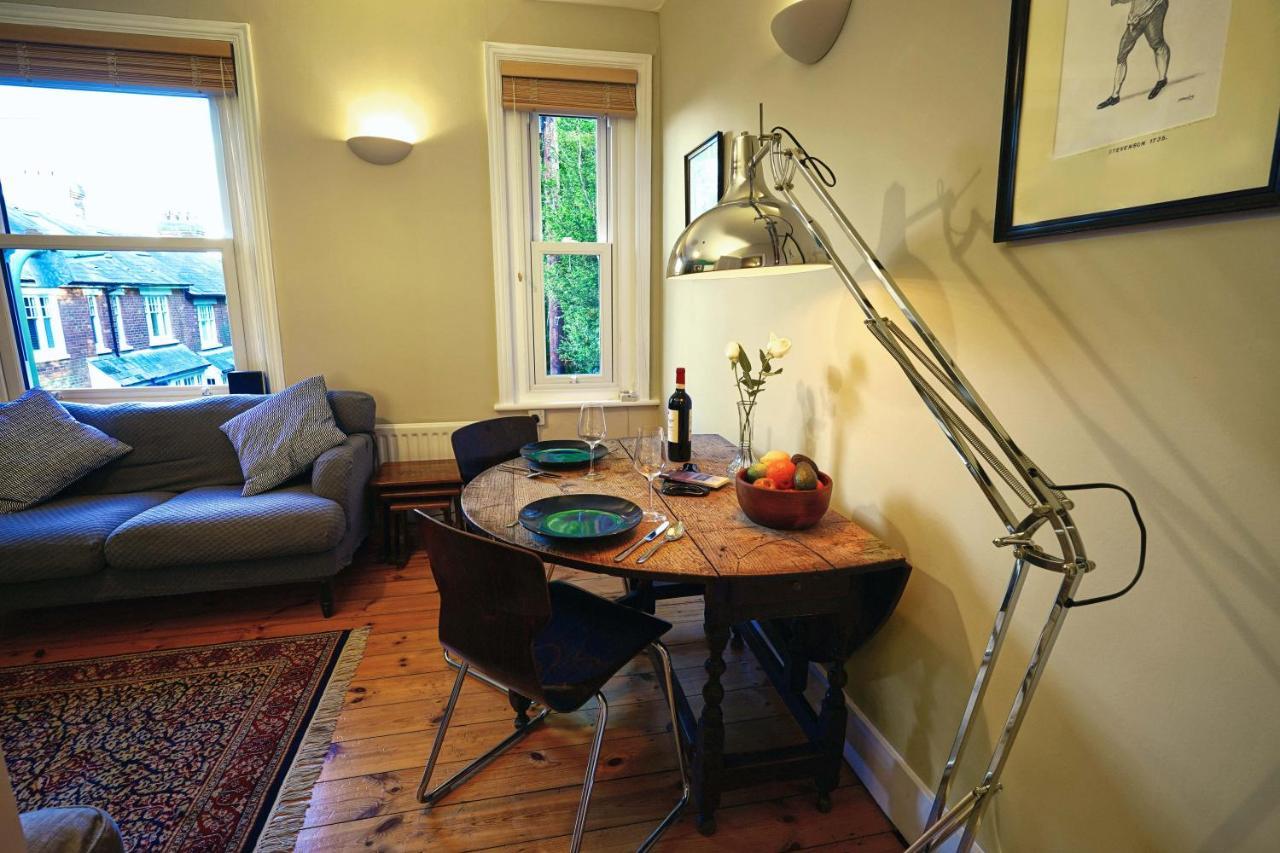 Tastefully Decorated 1-Bed With Free Parking - At Hem Apartman Winchester Kültér fotó